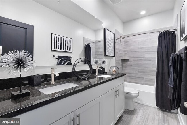Building Photo - 5680 Lewis Carroll Dr