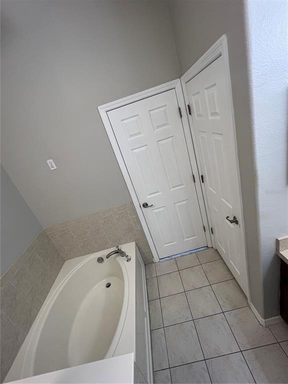 Building Photo - 6854 47th Way N