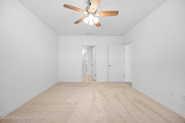 Building Photo - 1253 Dunes Ave