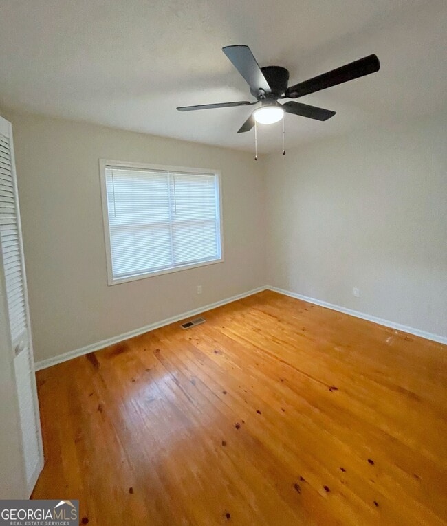 Building Photo - 52 Sunrise Cir