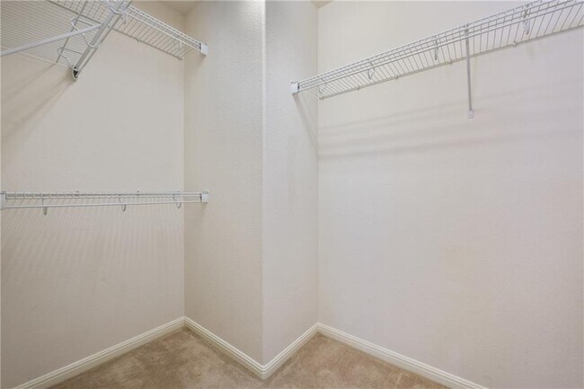 Building Photo - 3800 Vonnegut Ct