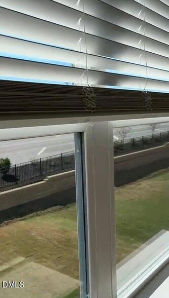 Building Photo - 852 Bullhorn Dr