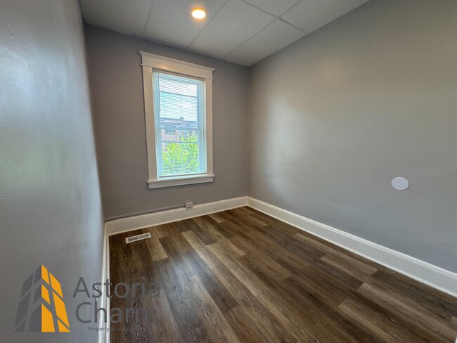 Building Photo - Updated 4 Bedroom Home in the Heart of Bal...