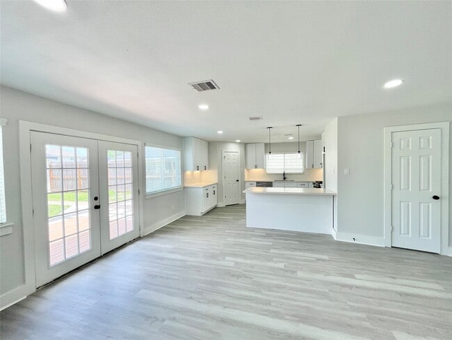 Building Photo - 20919 Hall Colony Ct