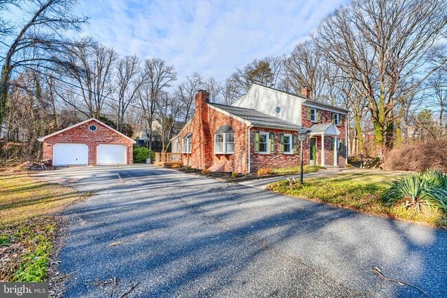 Building Photo - 4312 Silver Spring Rd