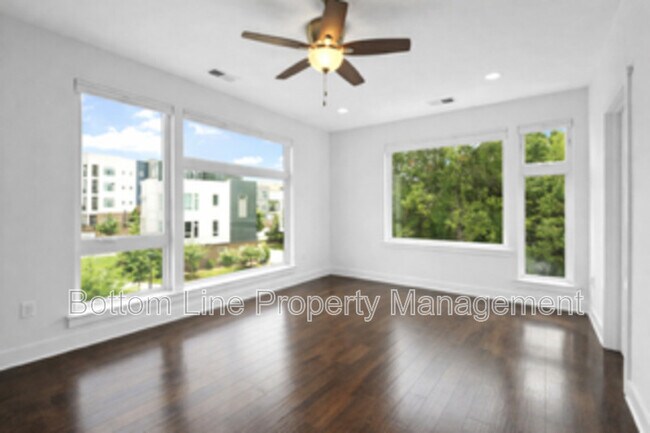 Building Photo - 118 W Poindexter Dr