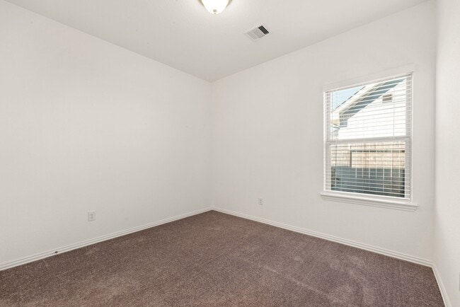 Building Photo - 31335 Horseshoe Meadow Bend Ln