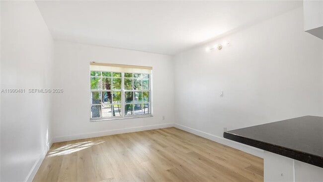 Building Photo - 876 Garnet Cir