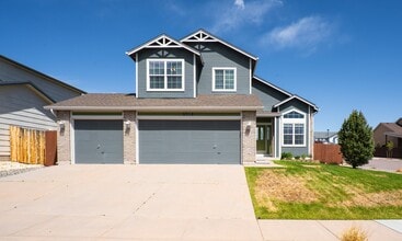 Building Photo - 5915 Pioneer Mesa Dr