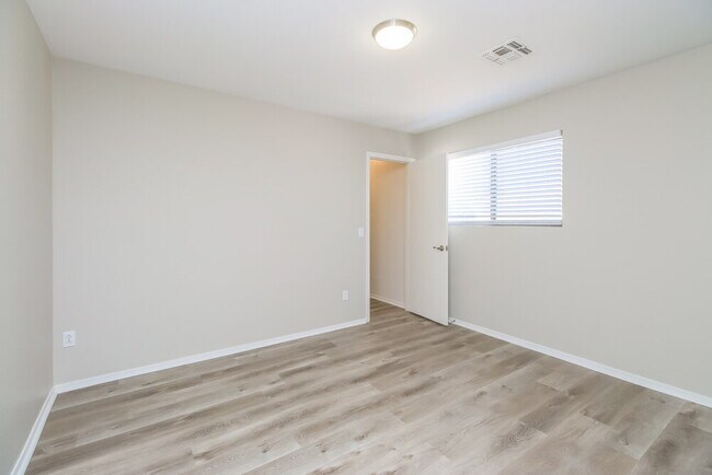 Building Photo - 2267 E 35th Ave