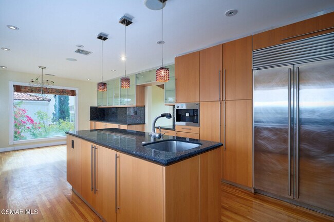 Building Photo - 4613 Reforma Rd