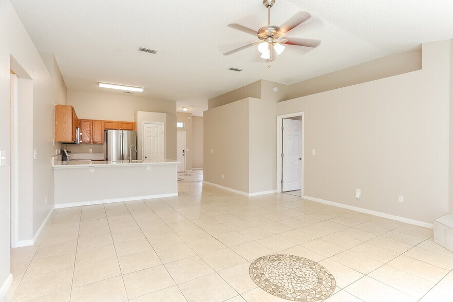 Building Photo - 2222 Thomas Lynch Ct