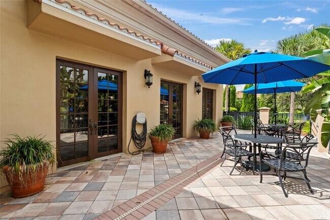 Building Photo - 4227 Prima Lago Dr