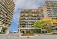 Building Photo - 152-18 Union Tpke