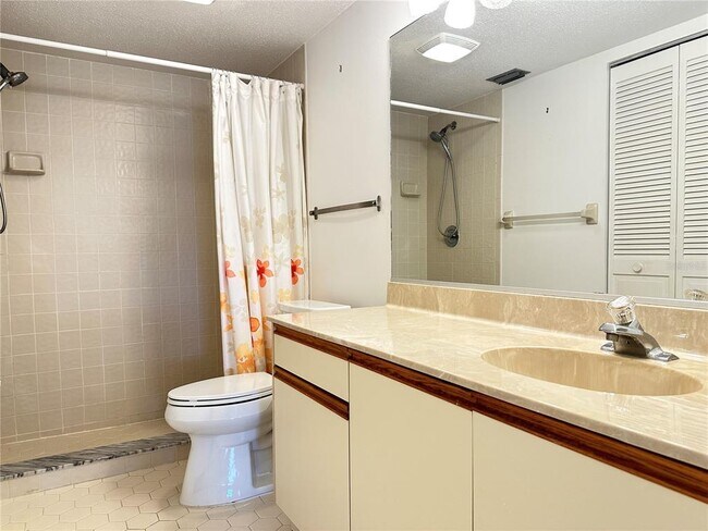 Building Photo - 6191 Timberlake Dr