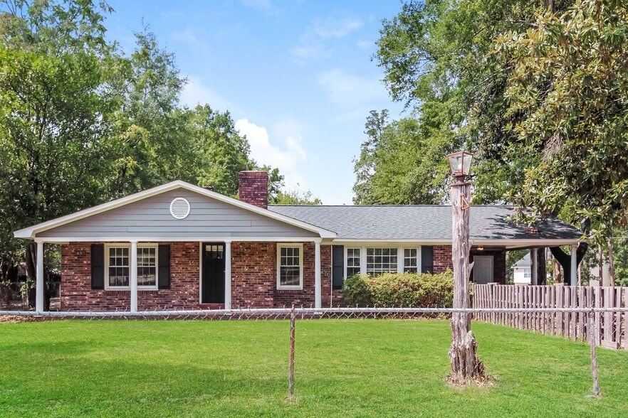 Building Photo - 1541 Beckham St