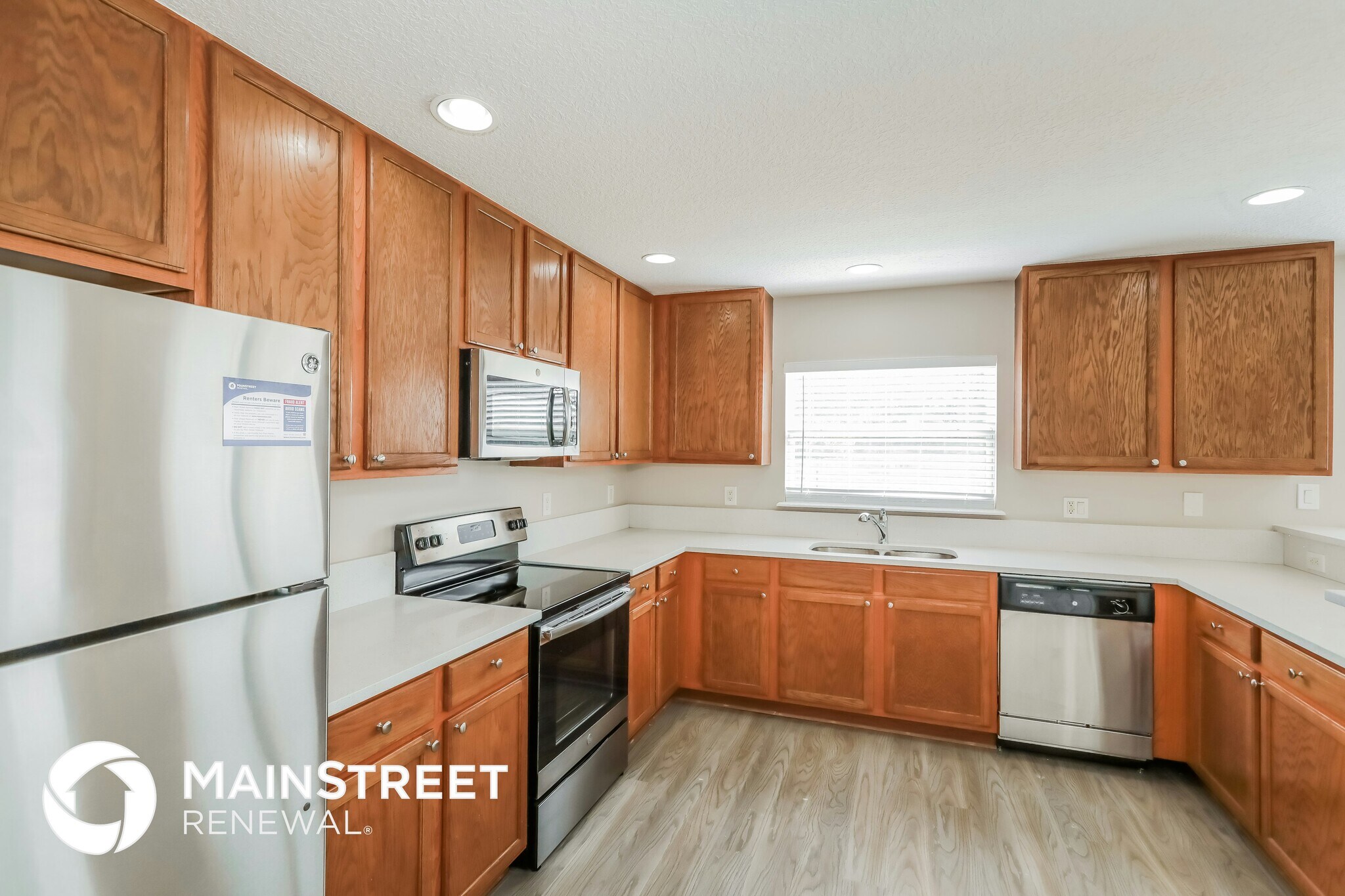 Building Photo - 683 Southland Ln