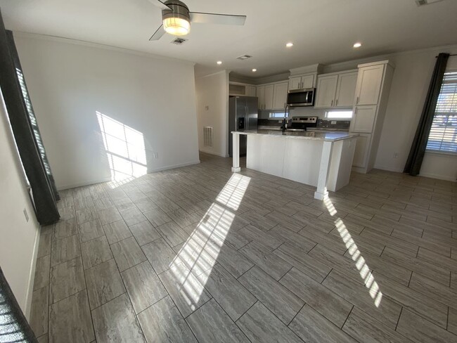 Building Photo - 2610 Dogwood Pl