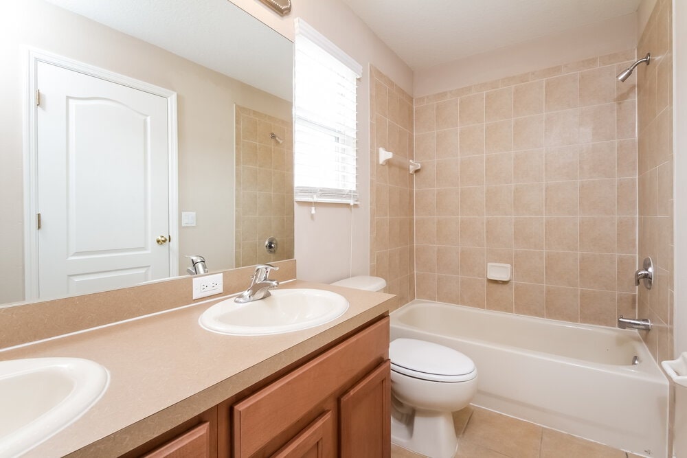 Building Photo - 6305 36th Ct E