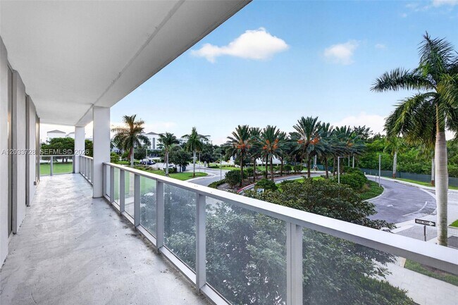 Building Photo - 2000 Metropica Wy
