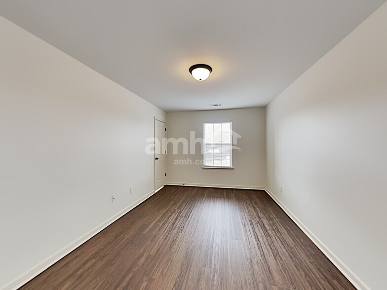 Building Photo - 1050 Kentshire Cv