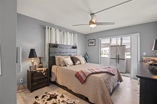 Building Photo - 352 Saxony Trail