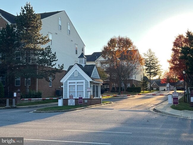 Building Photo - 2003 Connor Ct