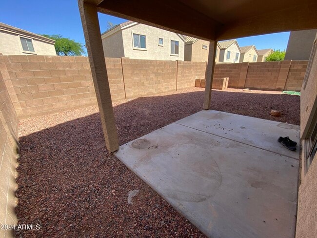 Building Photo - 6724 N 129th Ln