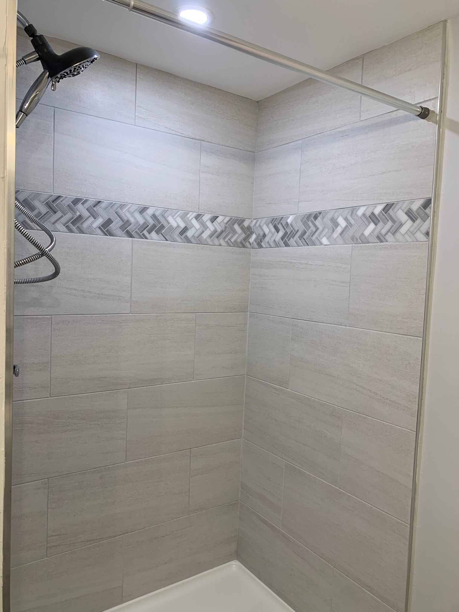 Second-floor bathroom shower - 152 Loftus Cir