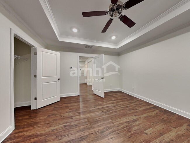 Building Photo - 11017 Hazel Gdns Dr