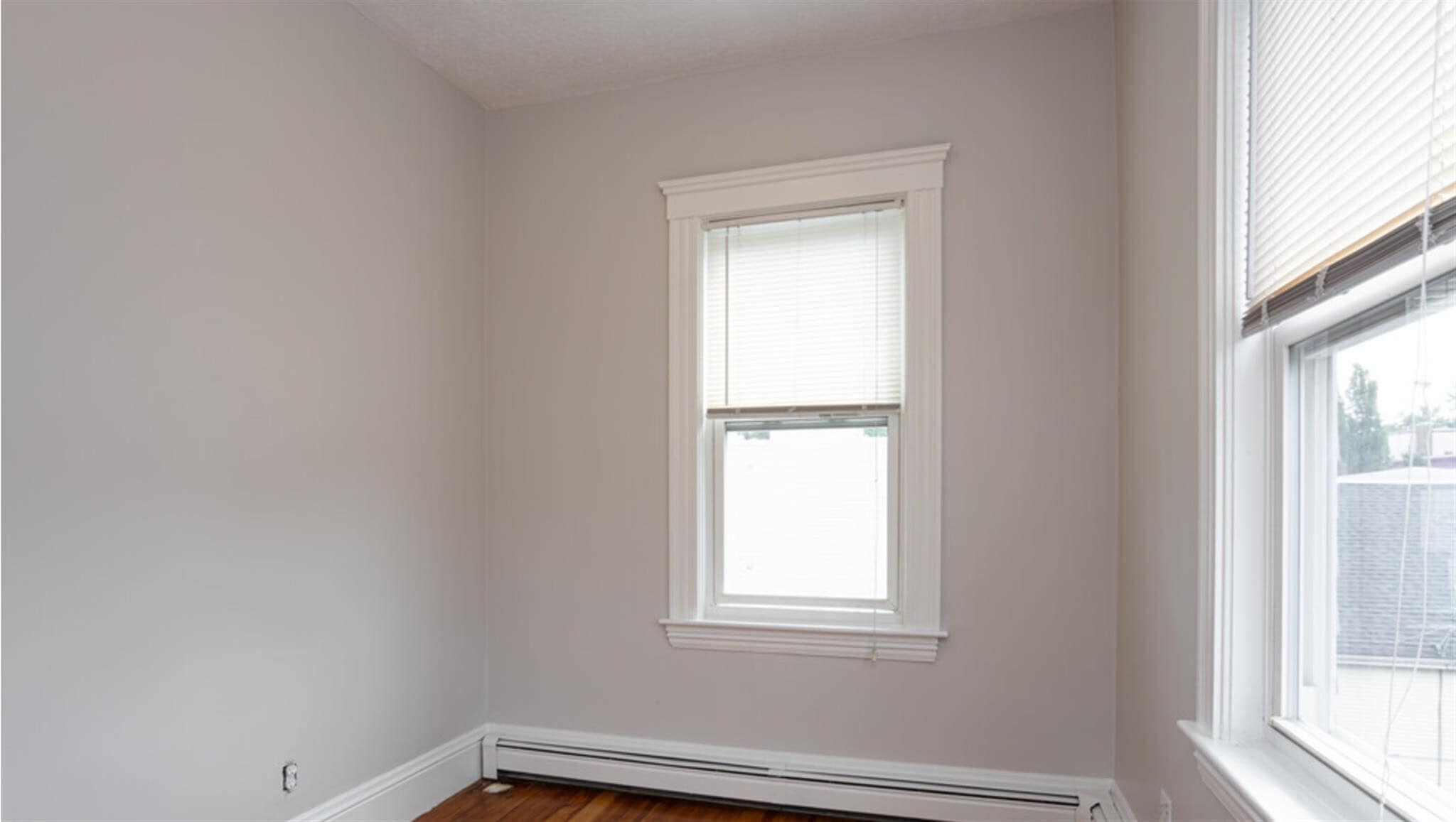 Building Photo - 120 Columbia St