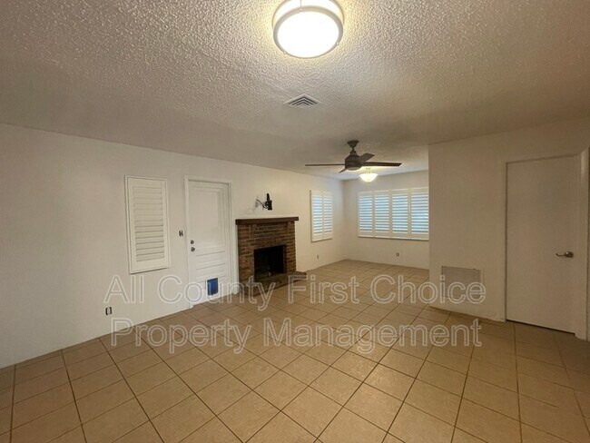 Building Photo - 5948 Mckee Lake Dr N