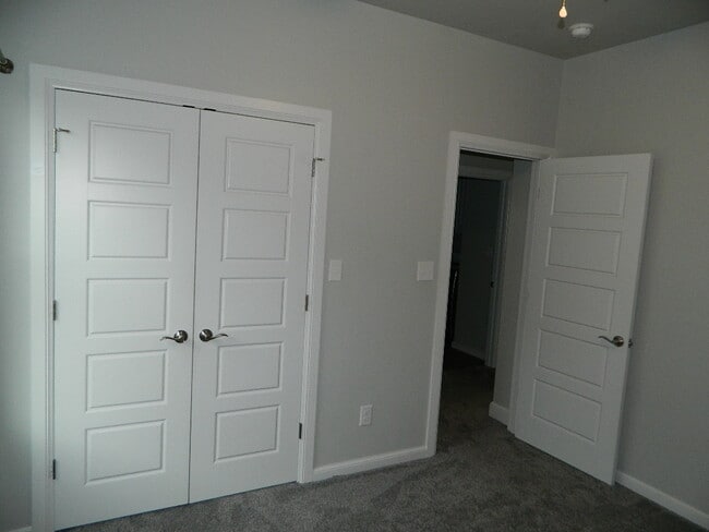 Building Photo - 203 Northwest Granite Avenue