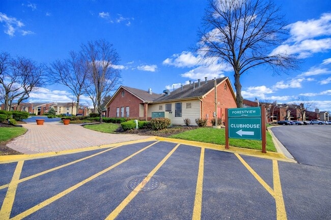 Building Photo - 1955 N Hicks Rd