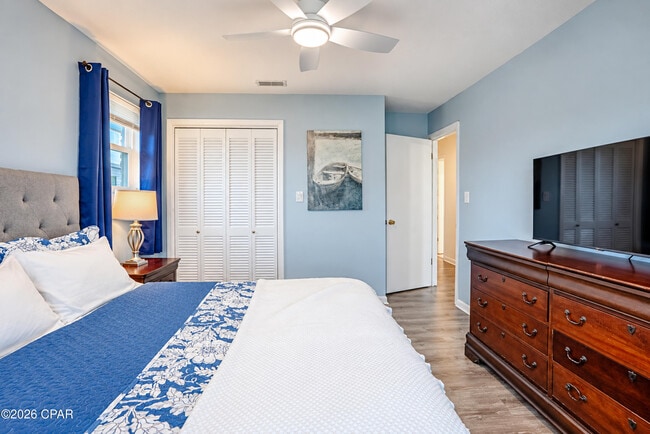 Building Photo - 4608 Sunset Dr