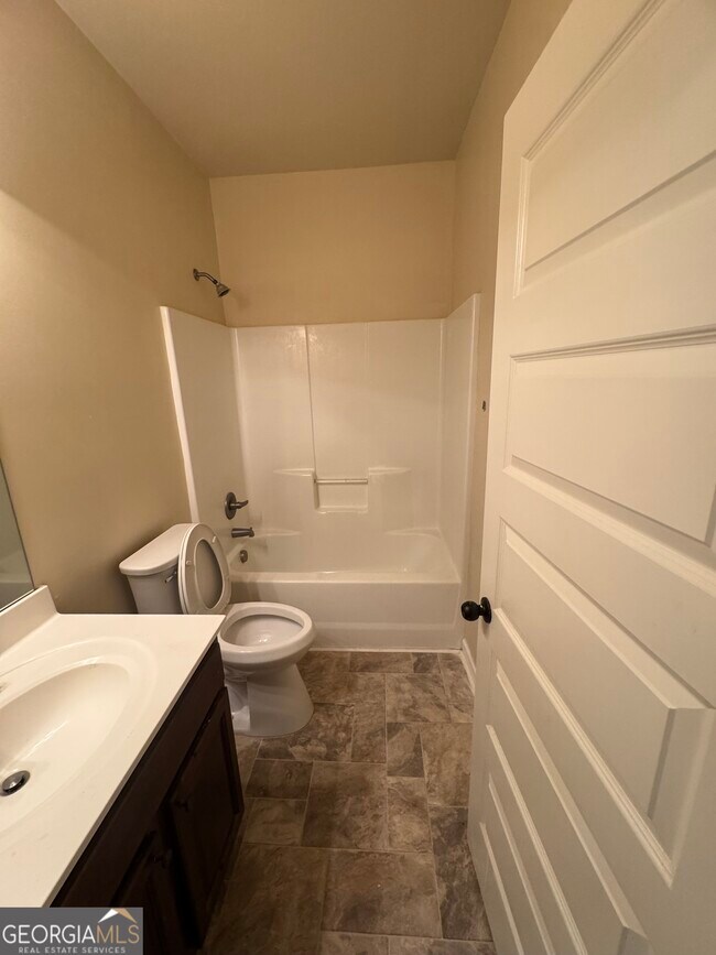 Building Photo - 852 Nevis Way