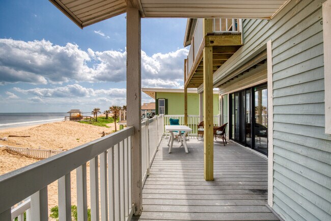 Building Photo - 59 Oceanside Dr