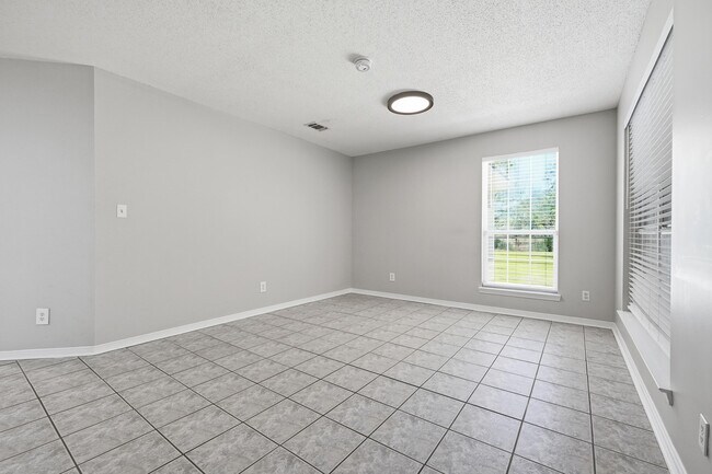Building Photo - 91 Cedar Beach Cove
