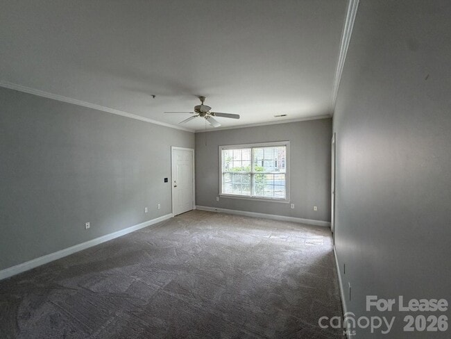 Building Photo - 21230 Hickory St