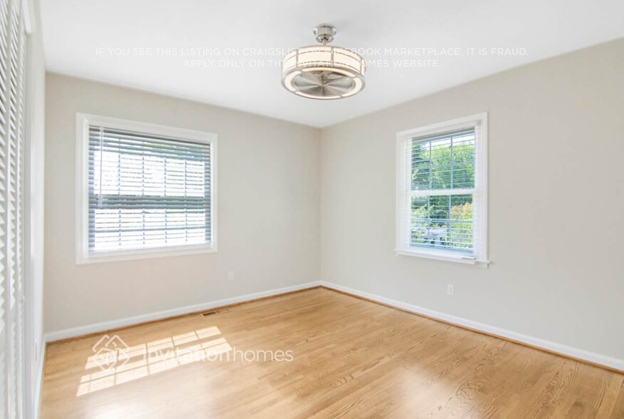 Building Photo - 7725 Audubon Dr