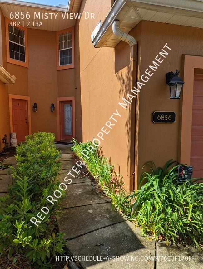 Building Photo - 3 bedroom townhouse, Lakeside community, P...