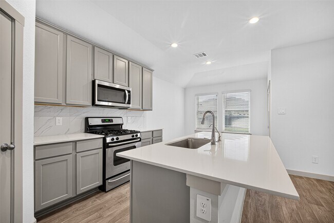 Building Photo - 711 Boer Plns Dr