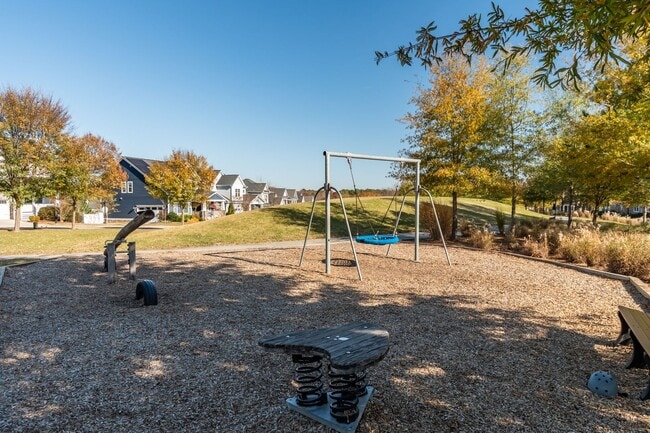 Building Photo - Briar Chapel Beauty! Available in 2026!