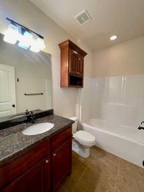 Building Photo - 4502 SW Swinton Dr