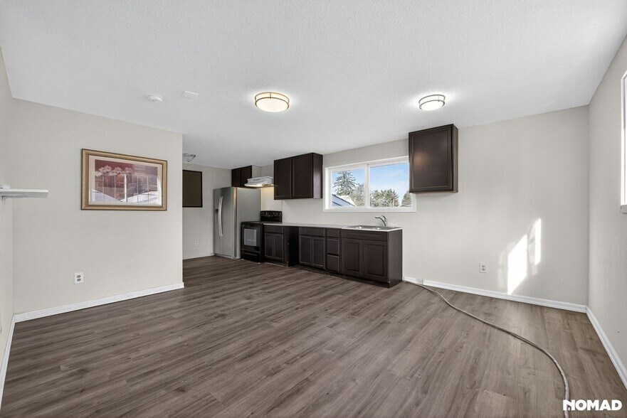 Building Photo - 7105 166th Ave E