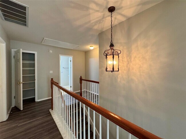 Building Photo - 2311 Portwood Bend Cove