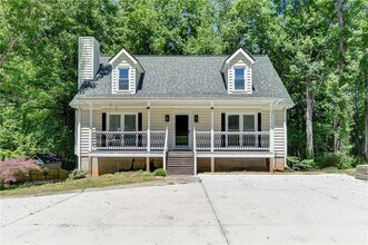 Building Photo - 1530 Plunketts Rd