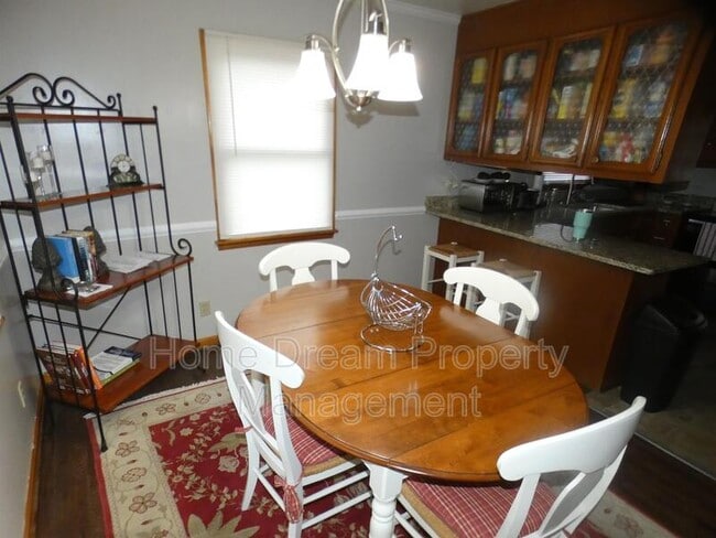 Building Photo - 1401 Bragg Rd