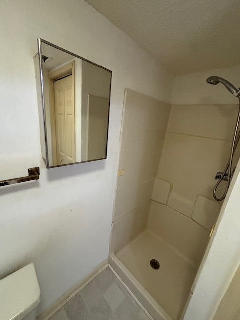 Building Photo - 404 W Hampton Ave