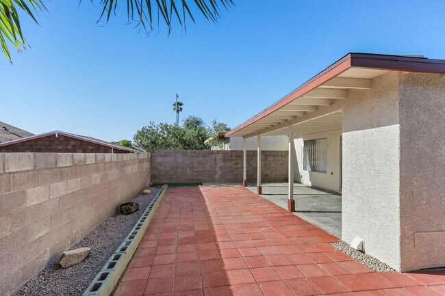 Building Photo - 4352 Verdugo St